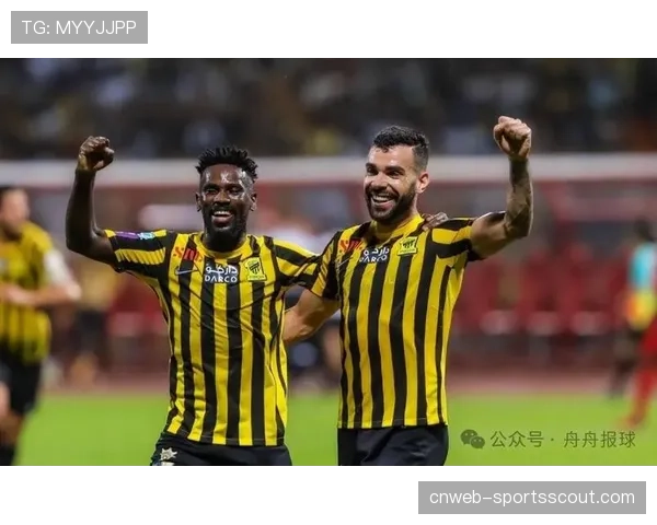 沙特联赛：利雅得新月4-0吉达联合，米特罗维奇帽子戏法